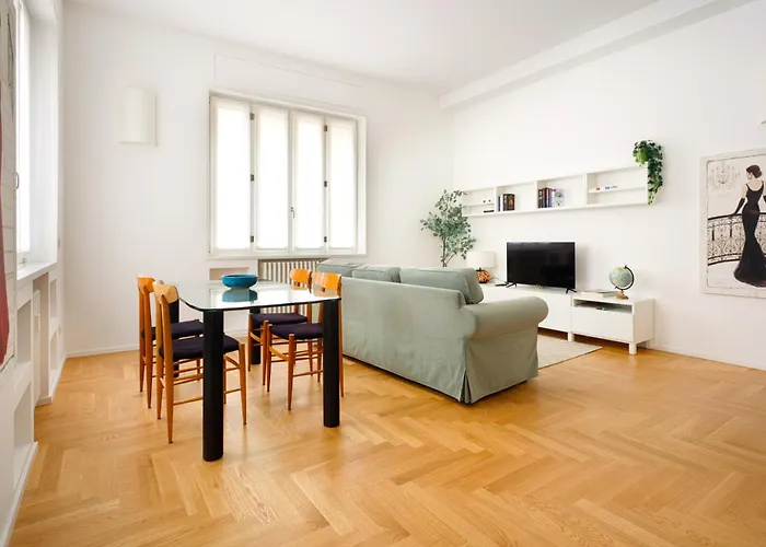 Just Urban Stays - Bright And Beautiful Apartment - Corso Genova